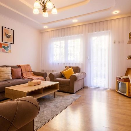 City Block Apartment Pristina Exterior photo
